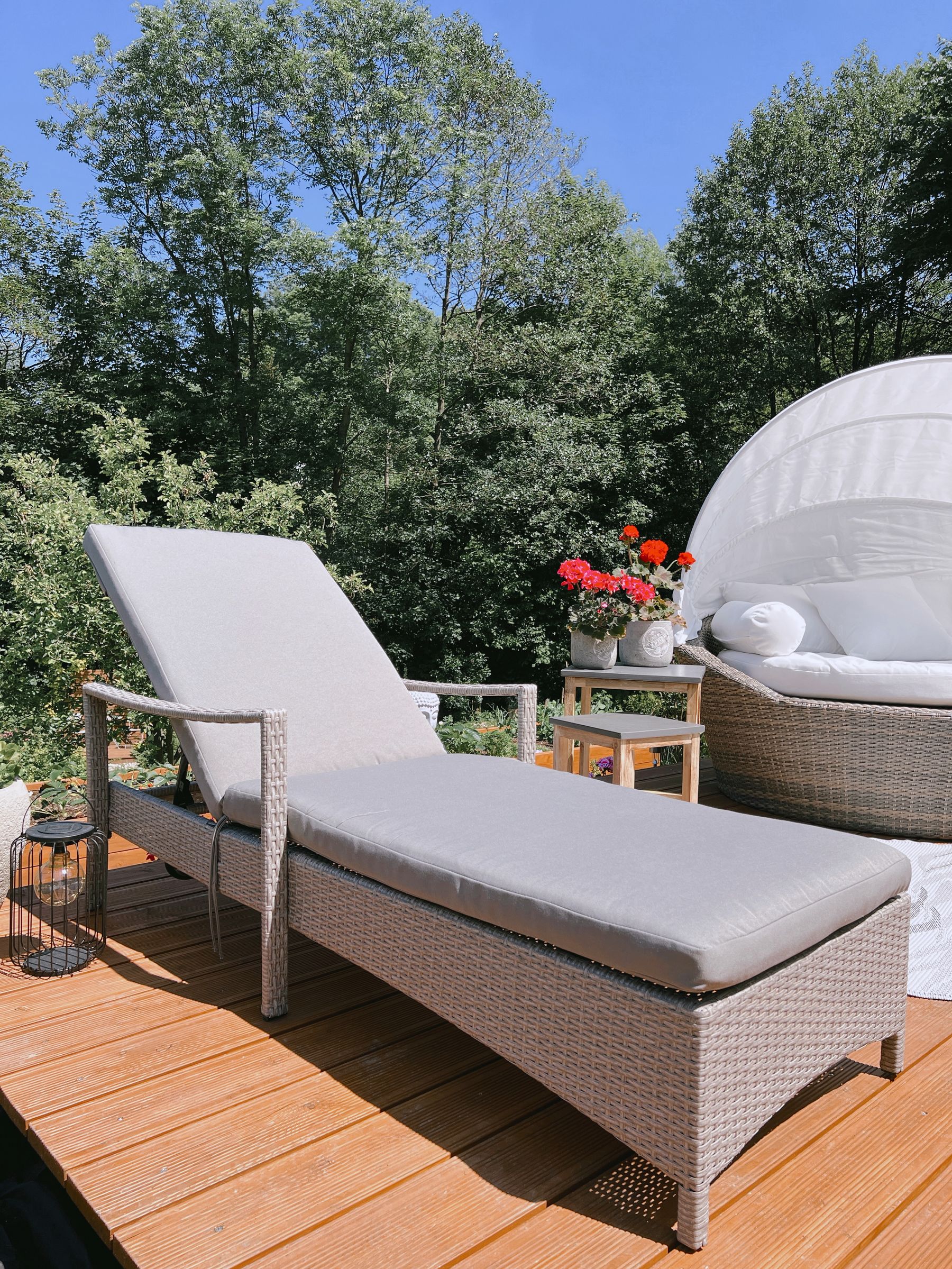 Leżak ogrodowy z technorattanu szary VASTO_825722