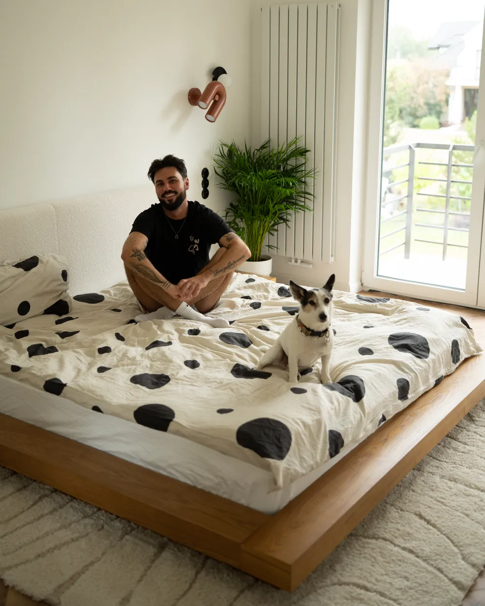 Bed with LED Boucle ZEN 180 x 200 cm (EU Super King) LED Natural Ash Wood_1020020