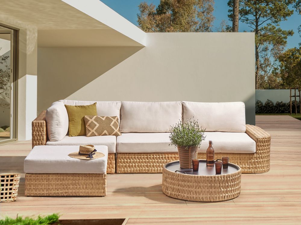 Rattan outdoor settee best sale
