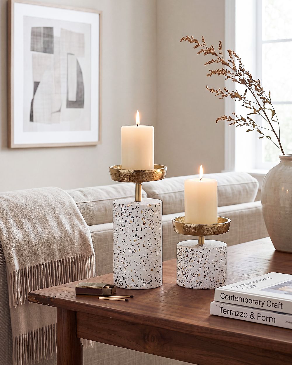 Set of 2 Candle Holders KAENGAN 13/24 cm Stone Terrazzo Effect Gold