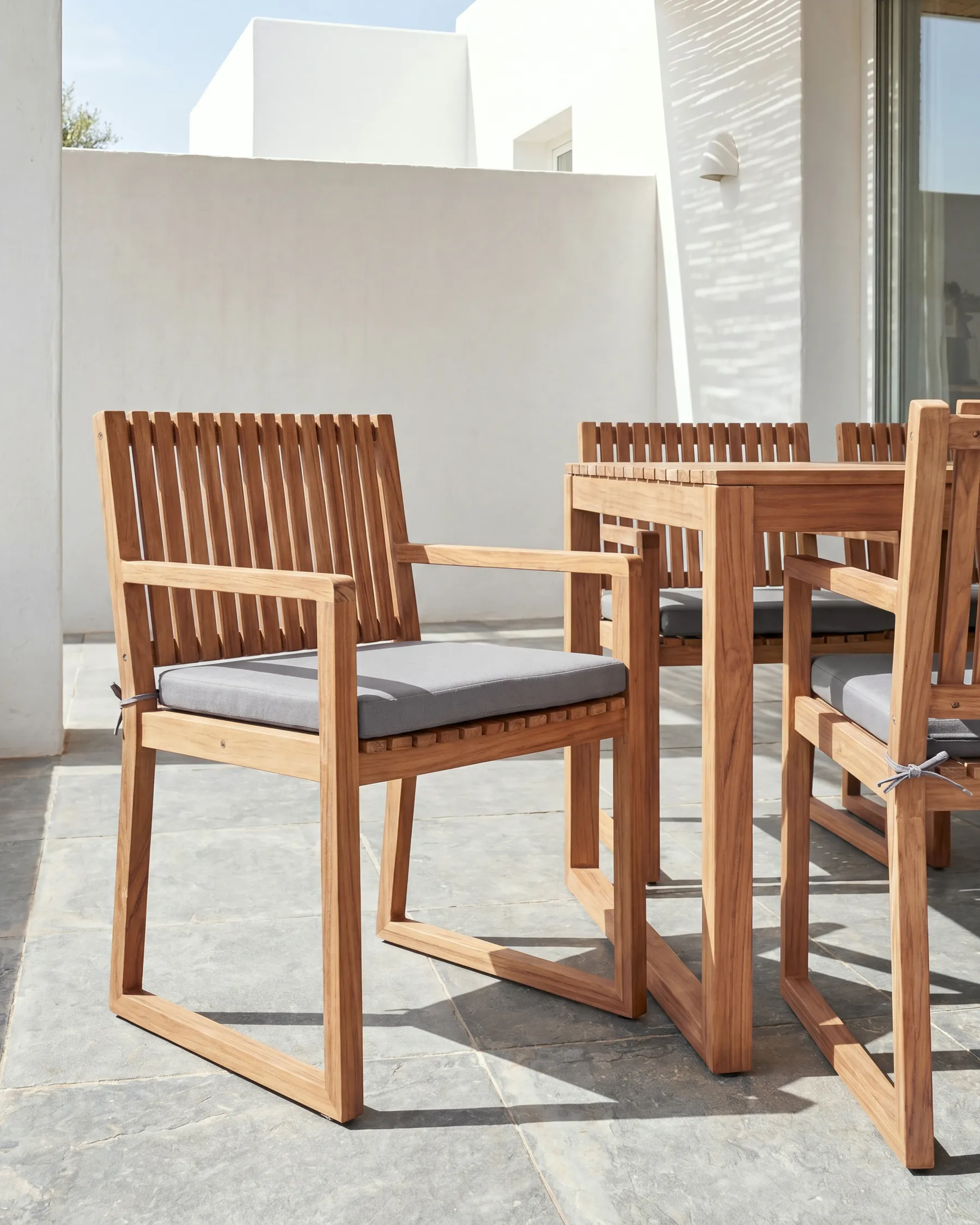 Set of 2 Garden Chairs with Cushions SASSARI PREMIUM Certified Acacia Wood Light Grey_991252
