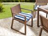 Zestaw ogrodowy stół i 8 krzeseł ciemne drewno z poduszkami niebiesko-białymi SASSARI_921272