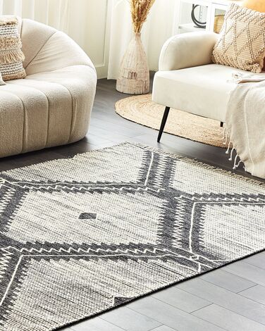 Cotton Area Rug 140 x 200 cm Black and White ARBAA