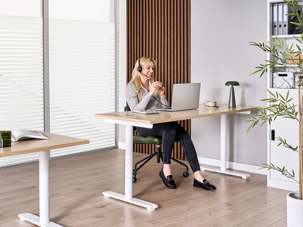 Electric Adjustable Standing Desk DESTINAS 160 cm x 72 cm Light Brown/ White