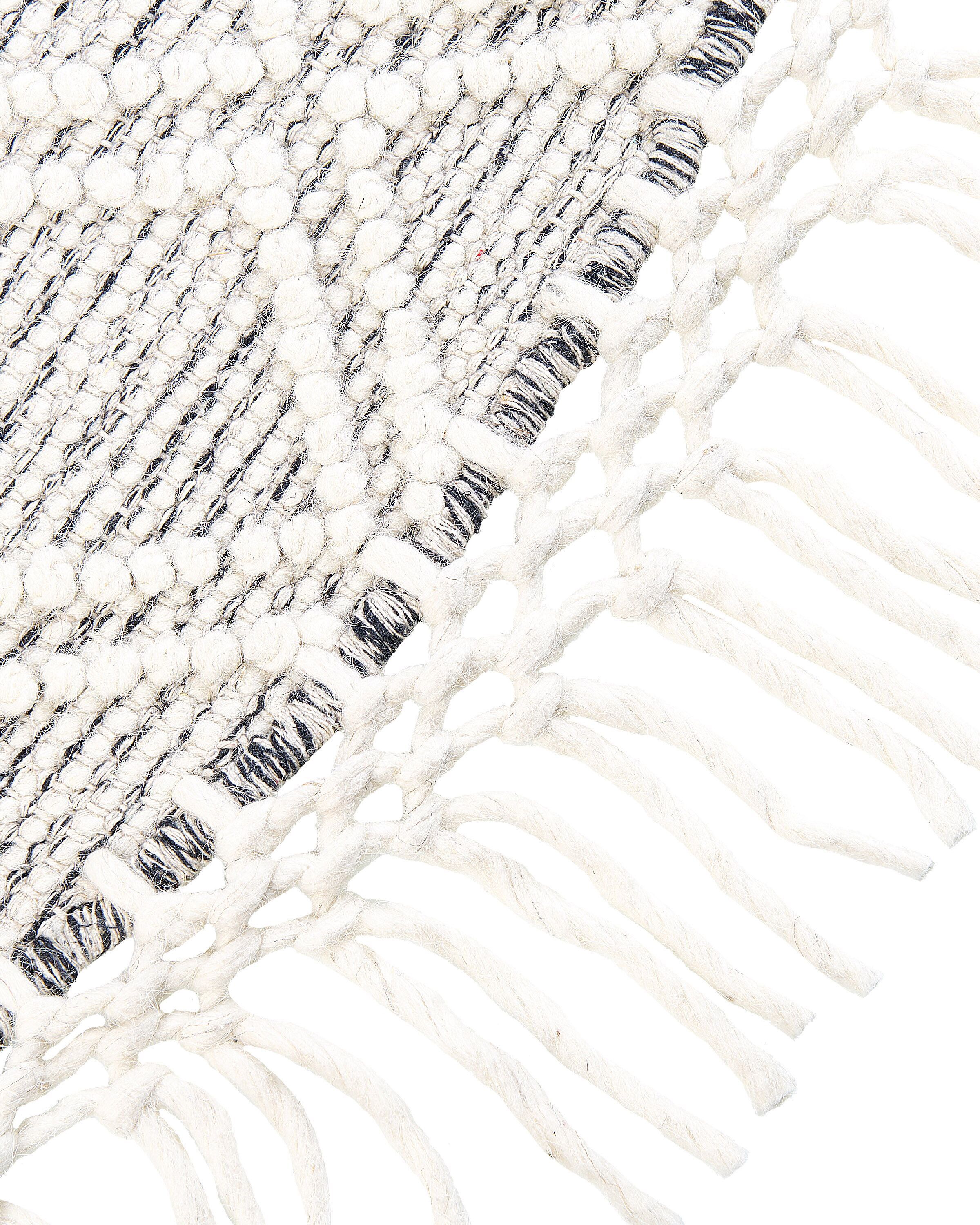Rug BULDAN Grey ø 140 cm Wool | Beliani.co.uk