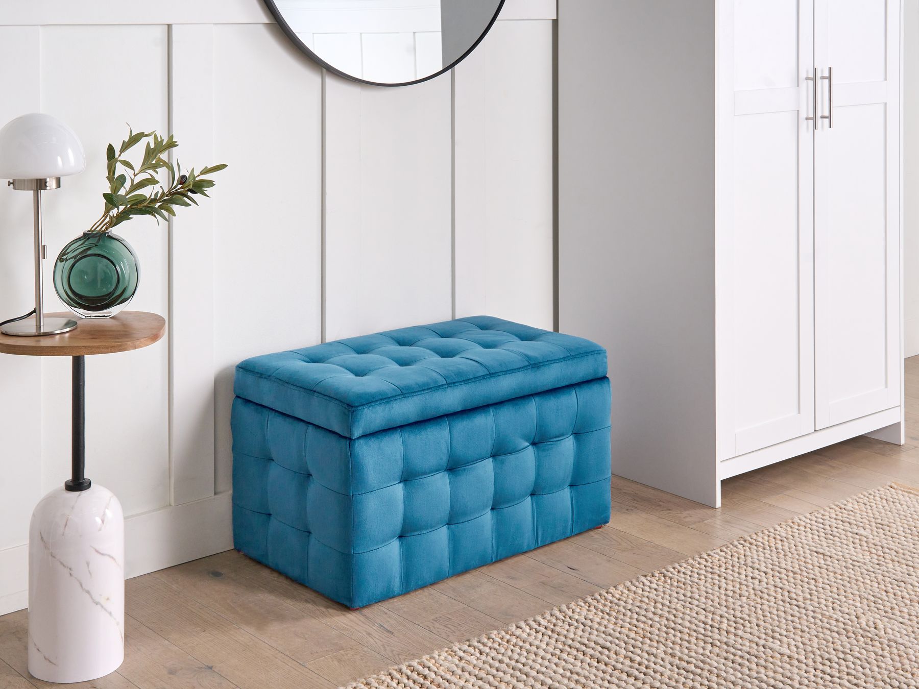 Puf ze schowkiem welurowy ciemnoniebieski MICHIGAN_804676