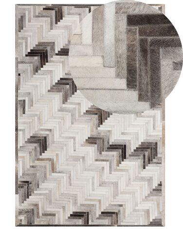 Teppich Kuhfell grau-beige 140 x 200 cm Patchwork Kurzflor ARSUZ