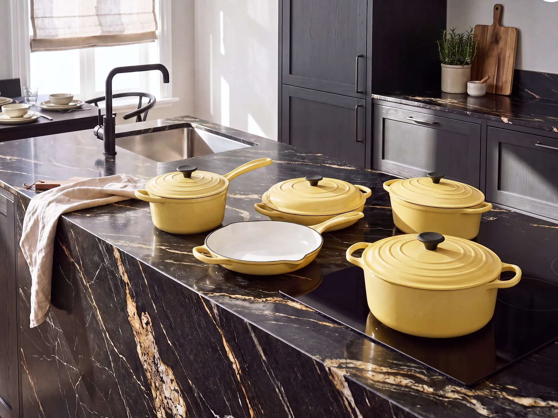 9 Piece Cast Iron Set FERRA Yellow_1169394