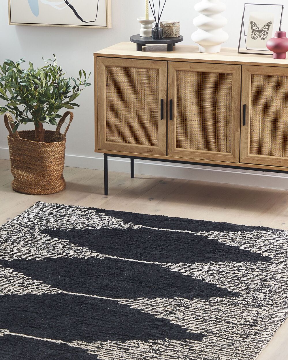 Vloerkleed BATHINDA Zwart/wit 140 x 200 cm Katoen