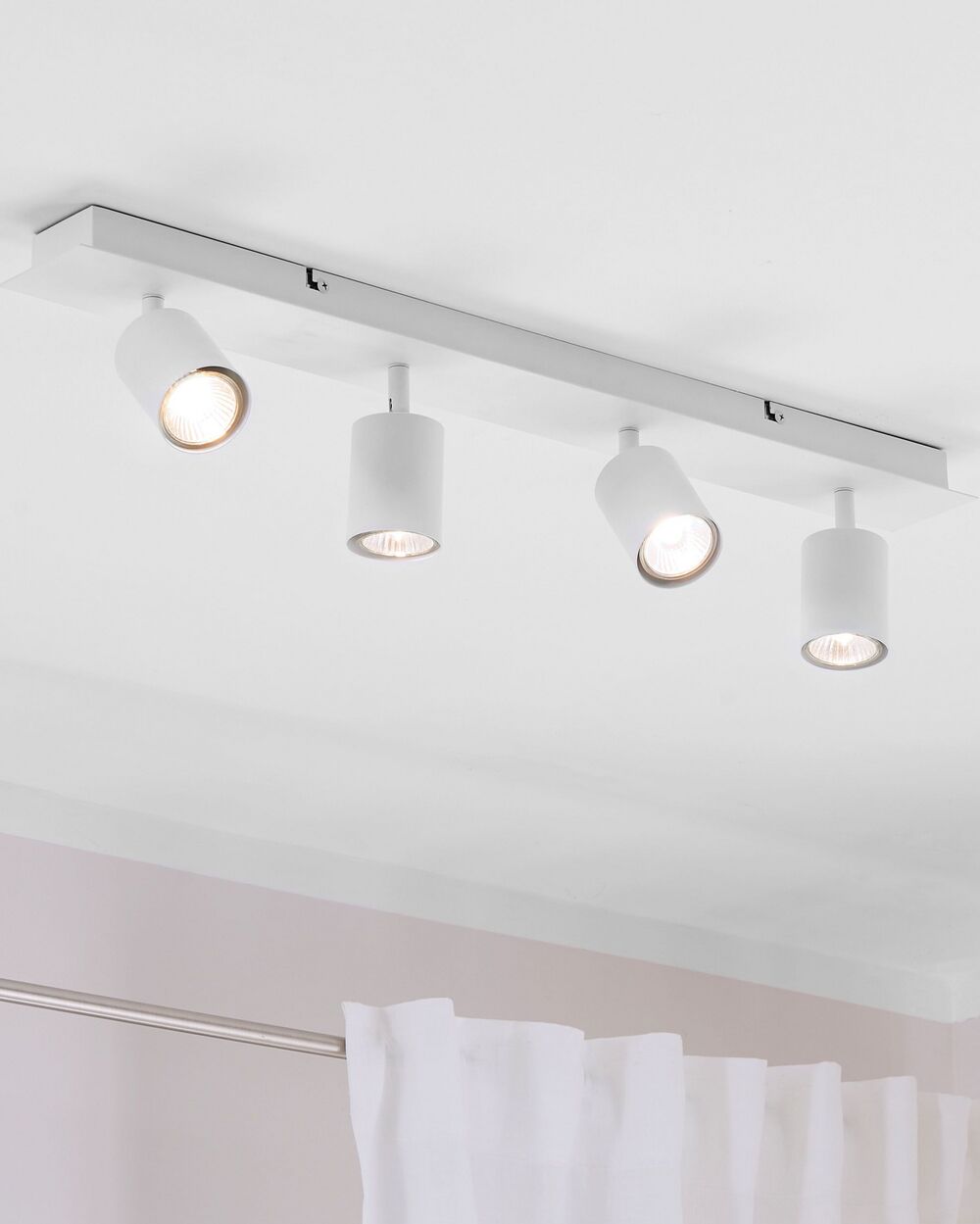 4 Light Spotlight TIGRIS Adjustable Metal White Beliani