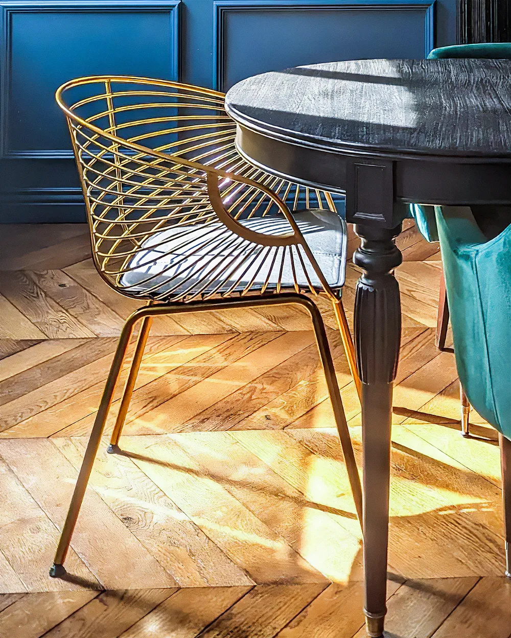 Metal Chairs Up to 70 OFF Beliani