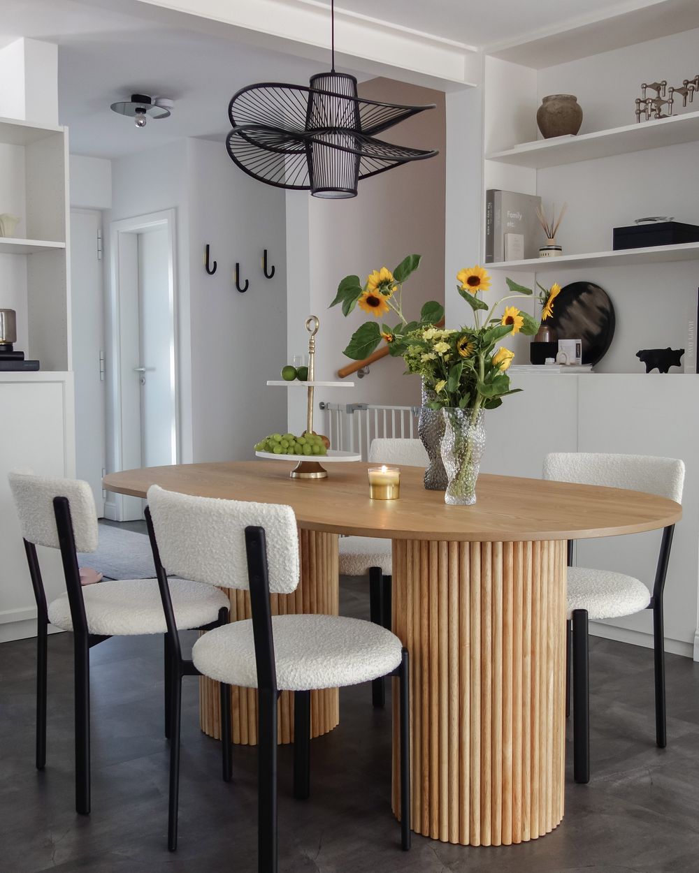 Dining room etagere discount