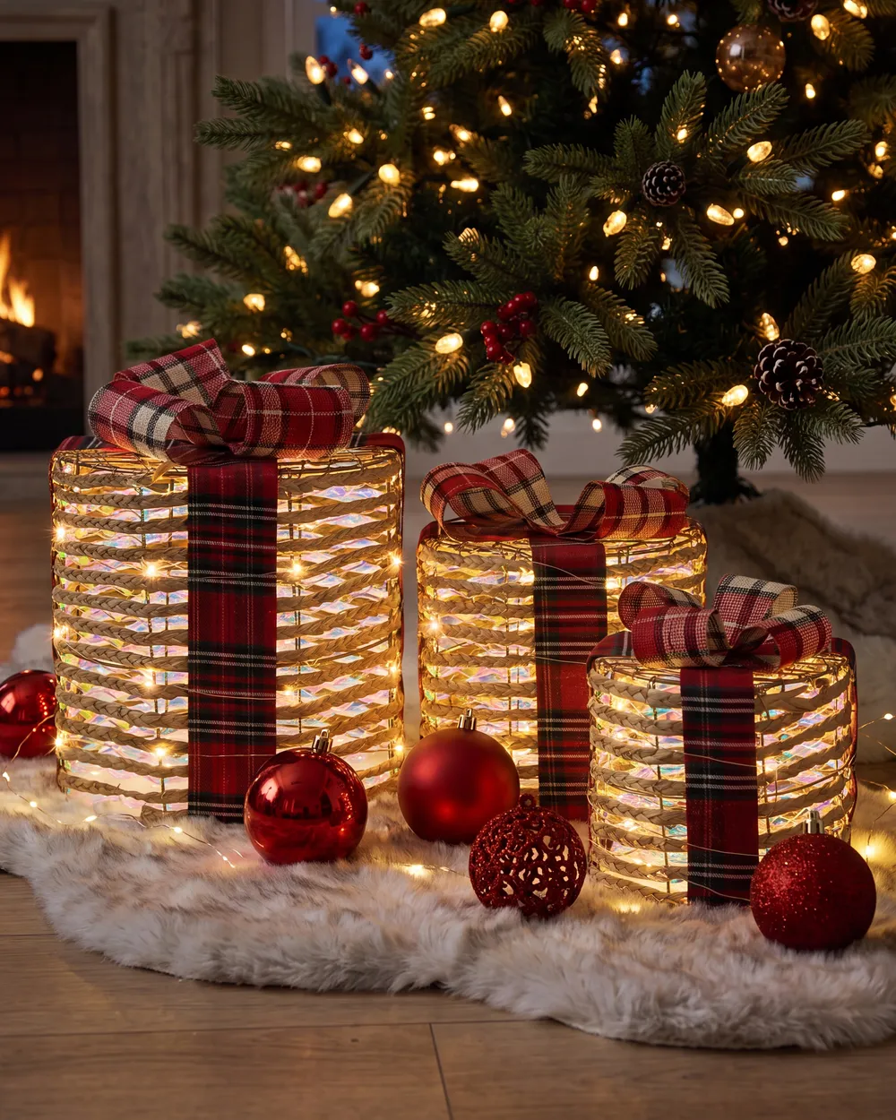 LED VEJLEN 20/25/30 cm Regali di Natale Beige