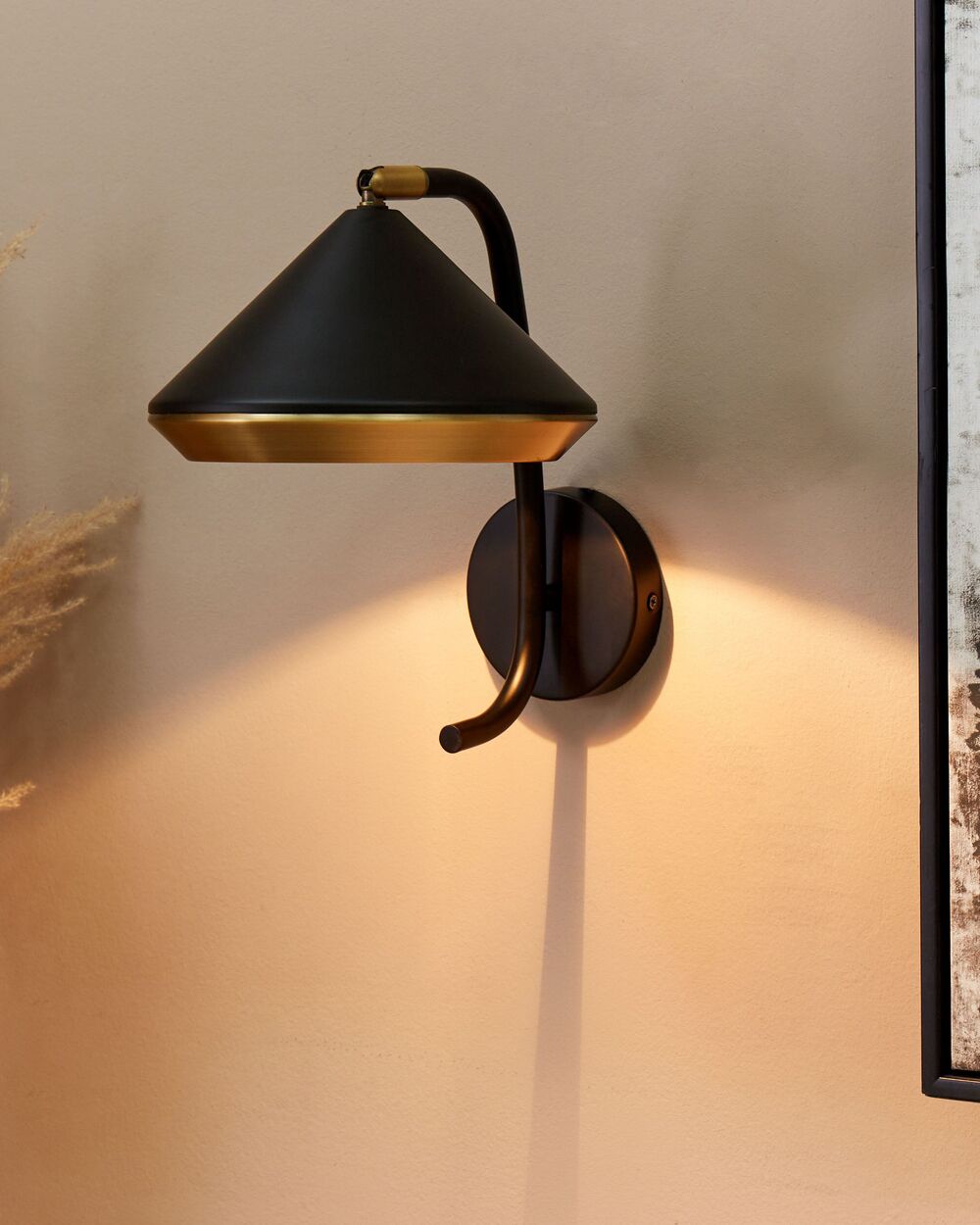 Spotlight lampe MOKVI Justerbar Metal Sort