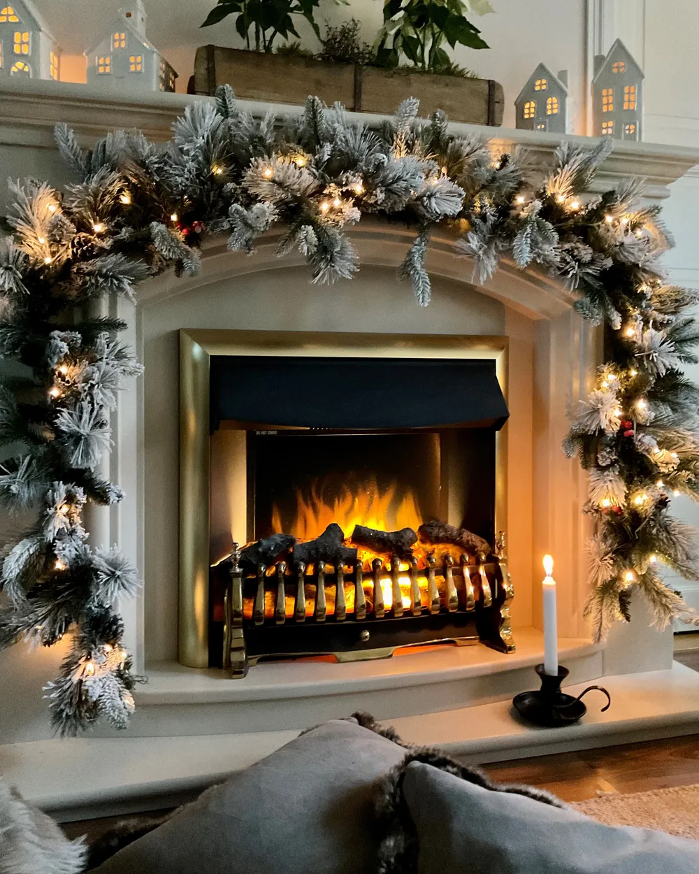 Ośnieżona świąteczna girlanda LED WHITEHORN 180 cm Biały_842628