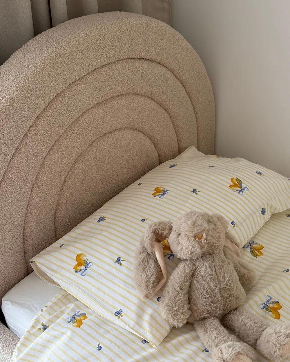 Kids Ottoman Bed ANET Boucle Beige 90 x 200 cm (EU Single)_1116666