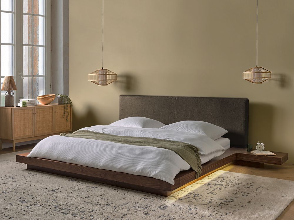 Seng med LED Boucle ZEN 180 x 200 cm Brun ask