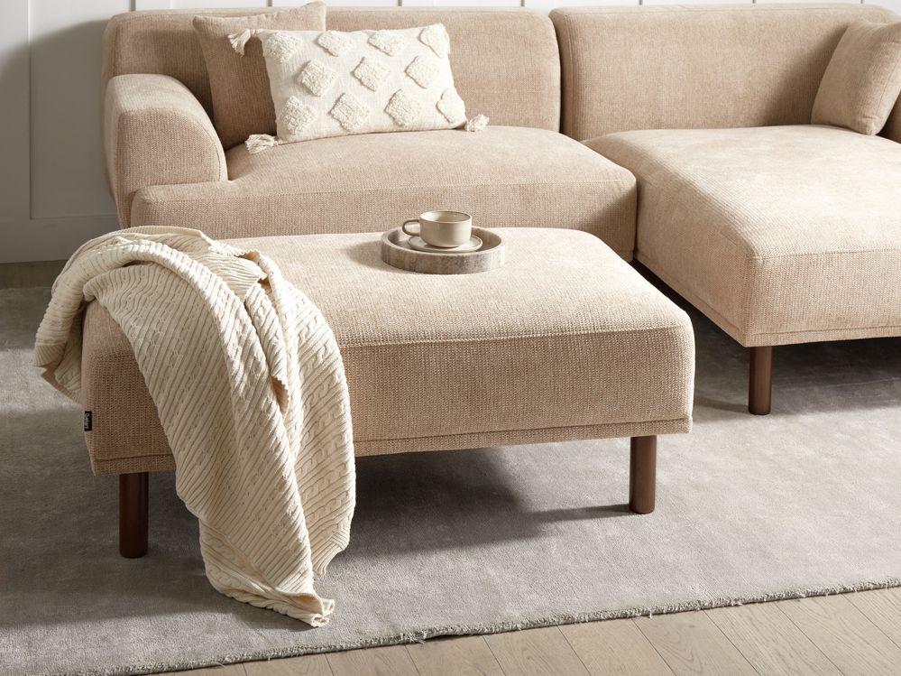 Stor Fotskammel: Komfort og Stil i Ditt Hjem