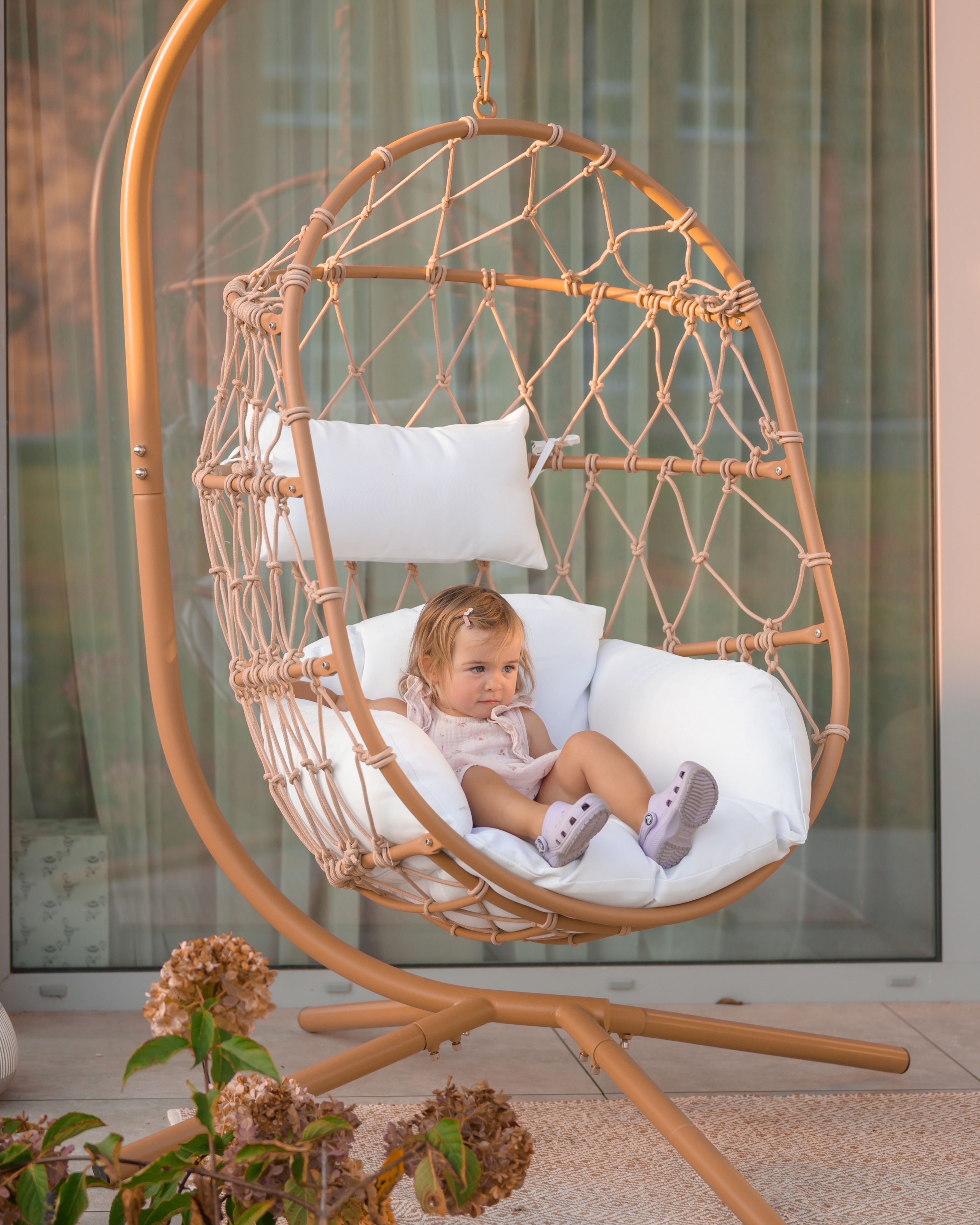 Cadeira Suspensa com Suporte ADRIA Metal Creme | Beliani.pt