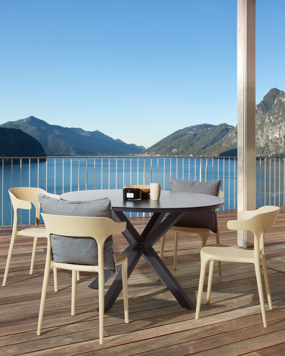 Set of 4 Garden Chairs GUBBIO Beige