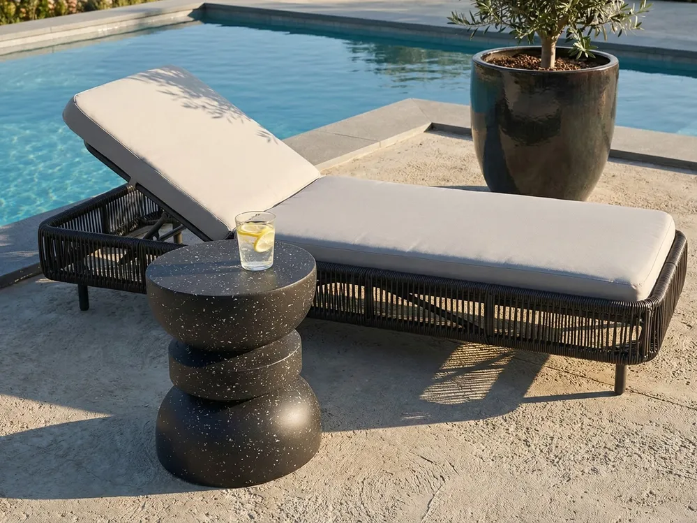 Sidobord FALIRO 37 cm 37 cm Terrazzoeffekt Svart terrazzo