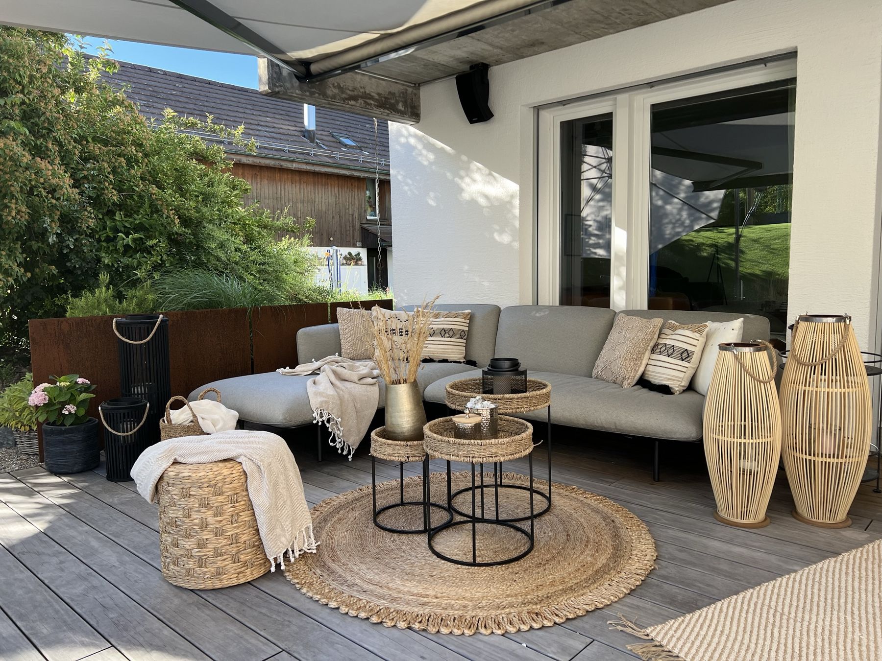 Puf pleciony ⌀ 40 cm naturalny BASSLET_843563