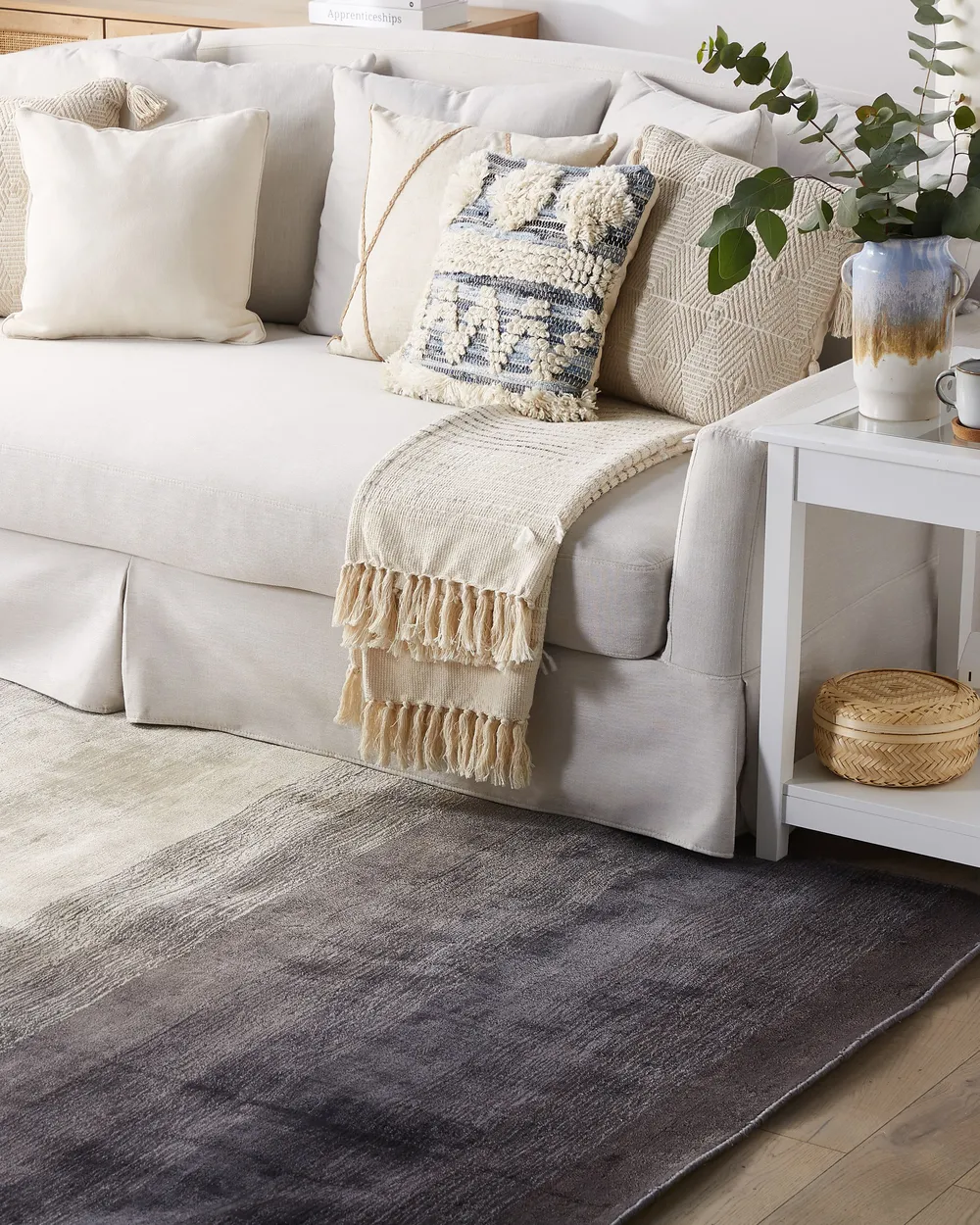 Rug ERCIS Black 200 x 200 cm Viscose