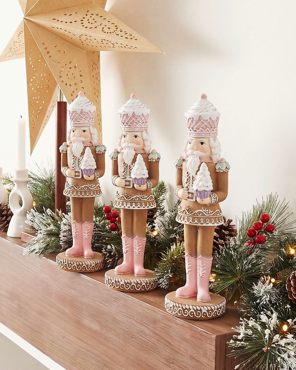 Set di 3 figure PERTTULA 31 cm Schiaccianoci Multicolore