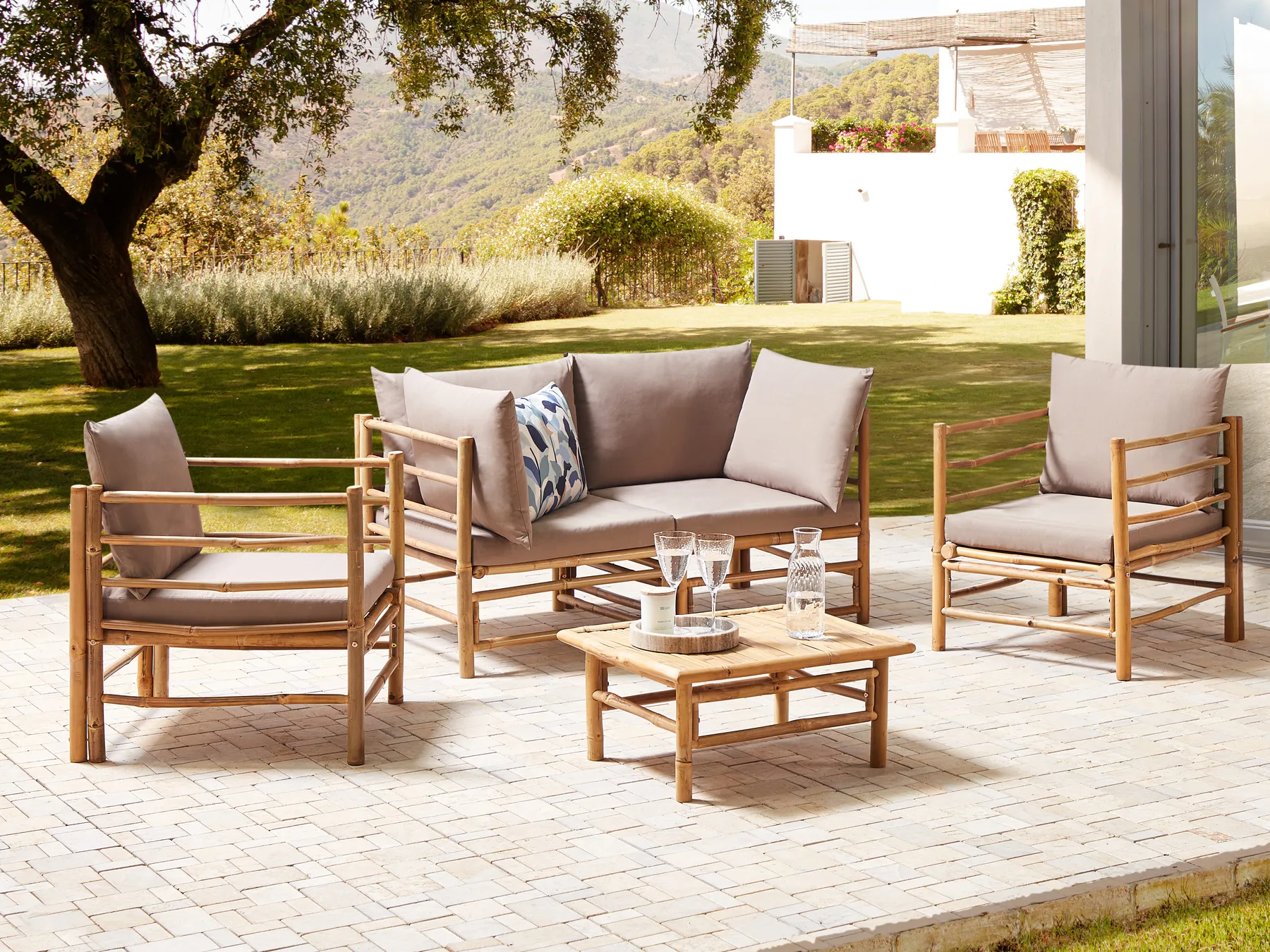 Garden Lounge Set with Table 4 Seater CERRETO Bamboo Taupe_908816