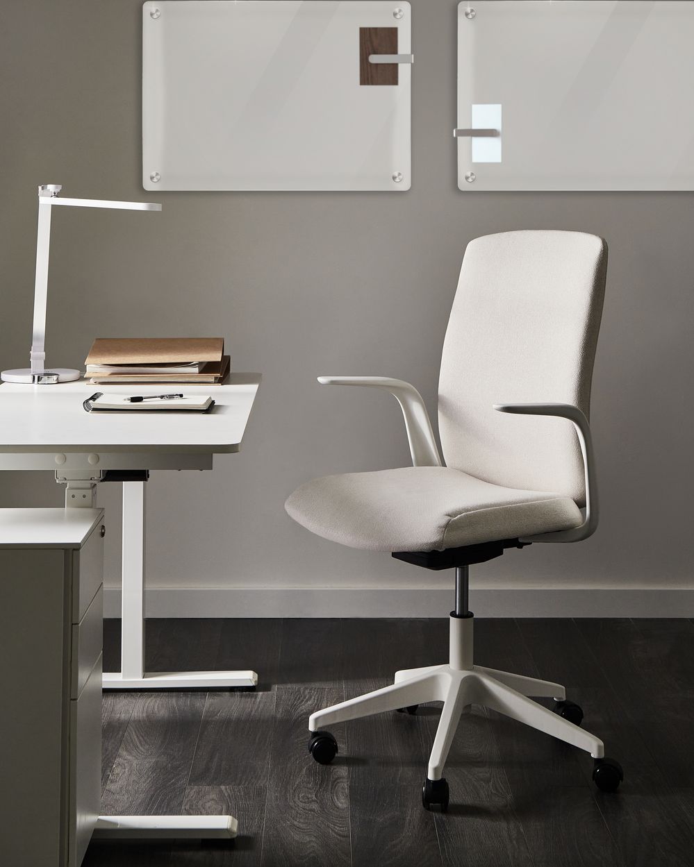 Office Chair SPLENDID Light Grey | Beliani.co.uk