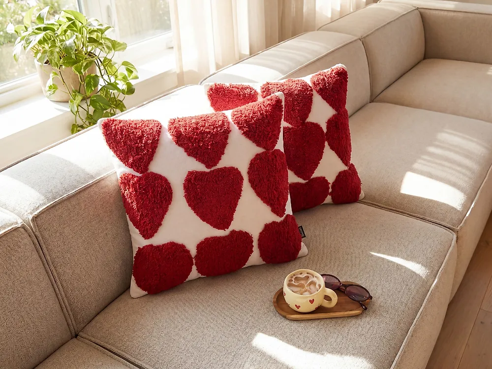 Set of 2 Decorative Cushions MINGORA 45 x 45 cm Cotton Red Heart Pattern_1178857