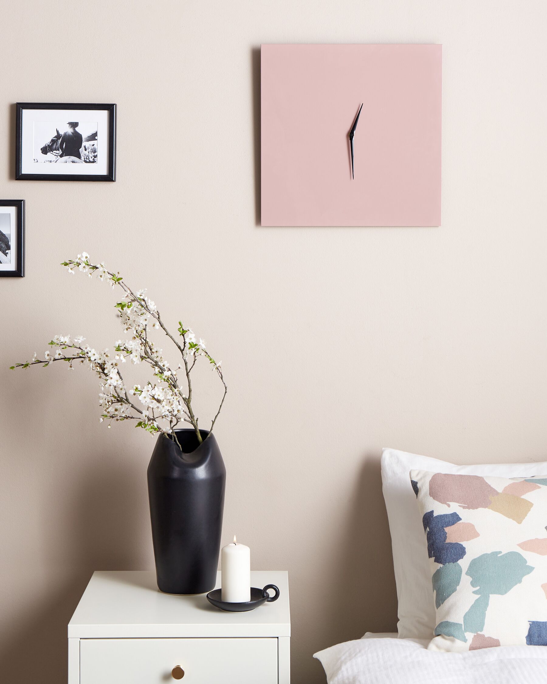 Wandklok TOMAR 40 Cm Metaal Roze Beliani nl