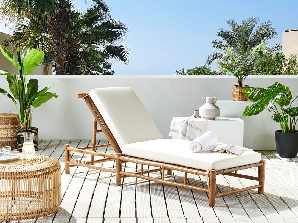 Bamboo Sun Lounger Light Wood and Off White LIGURE Beliani