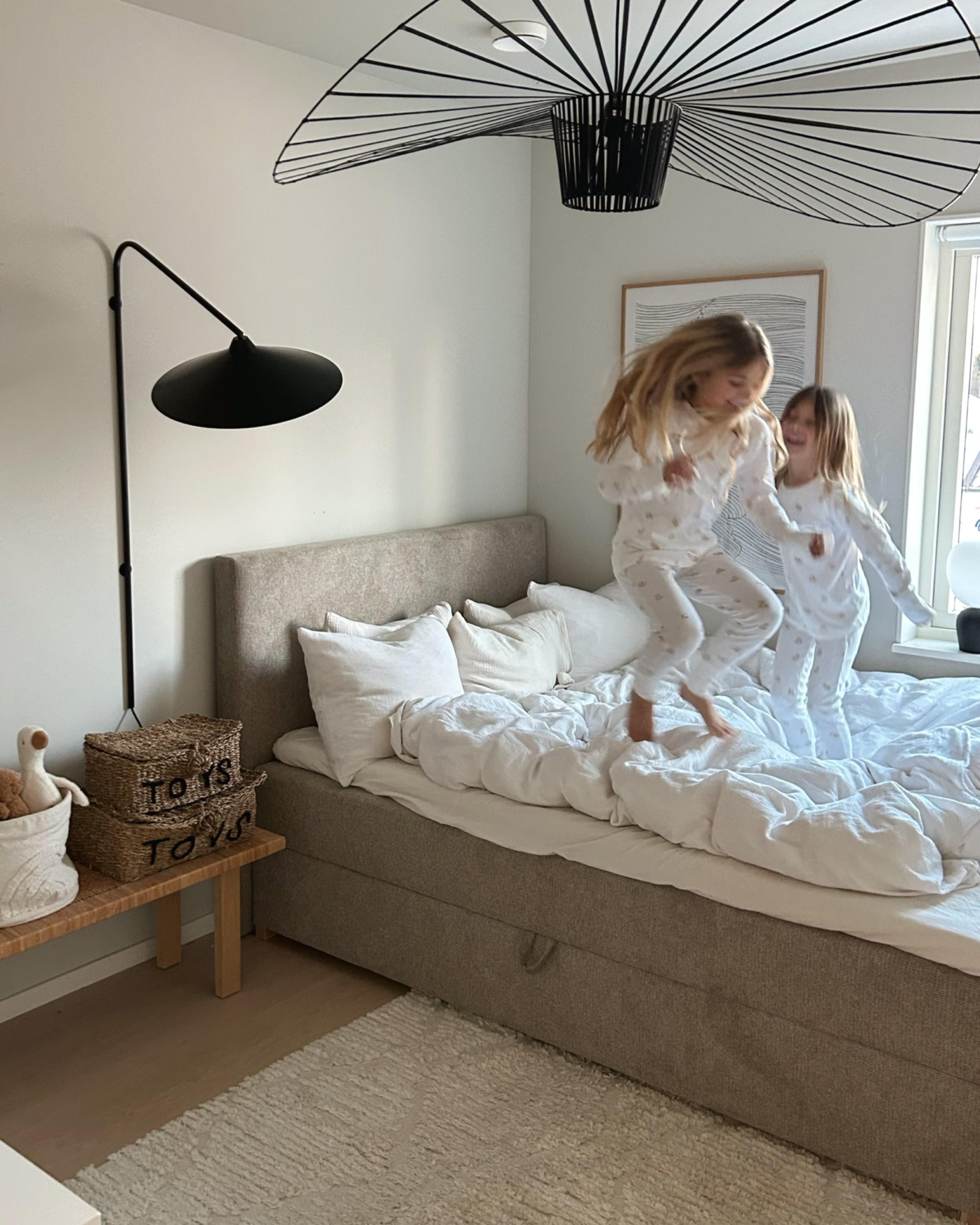 Boxspringbett mit Stauraum MAJOR Stoff Taupe 140 x 200 cm_1056987