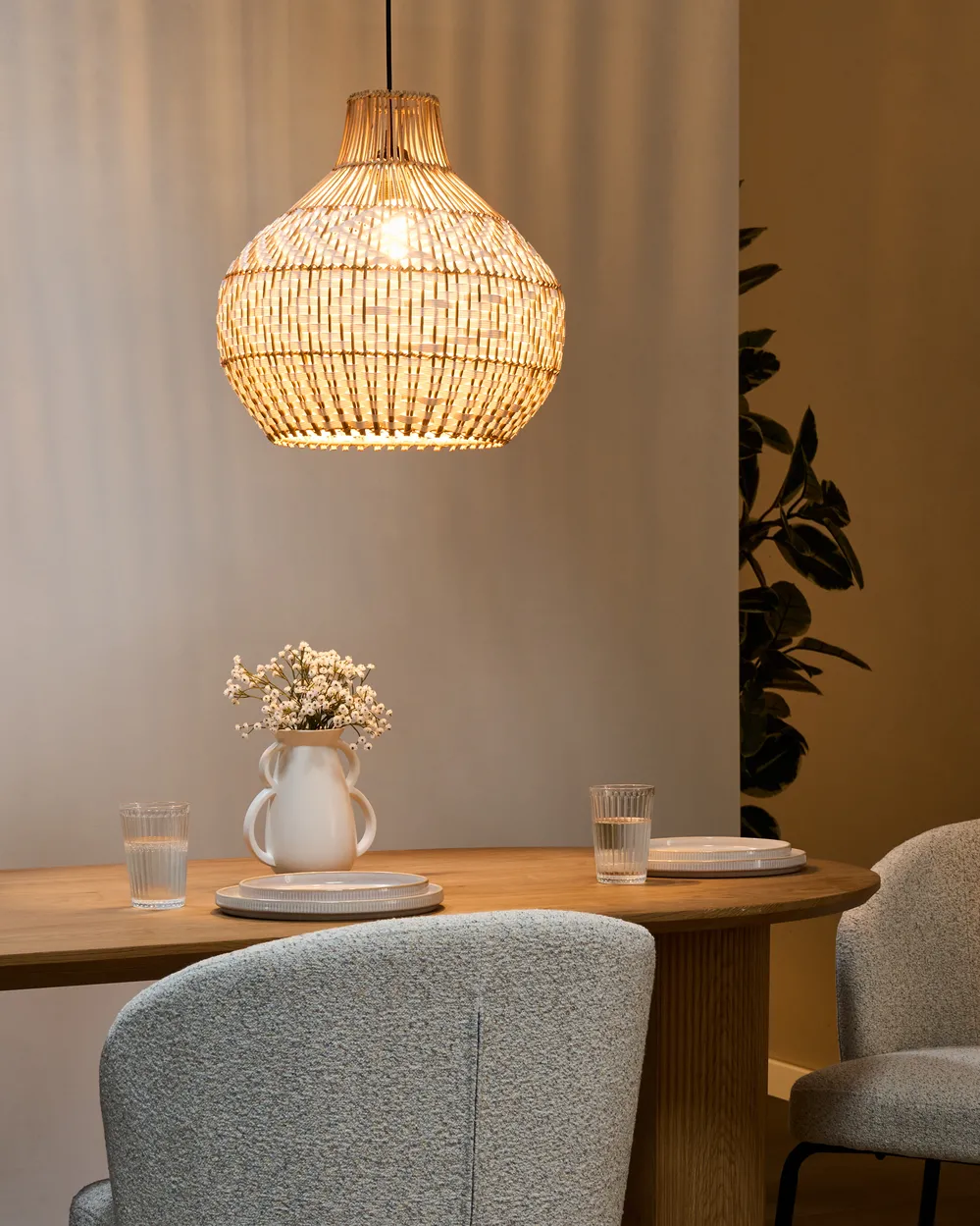 Lampa wisząca YAUCO Rattan Biały
