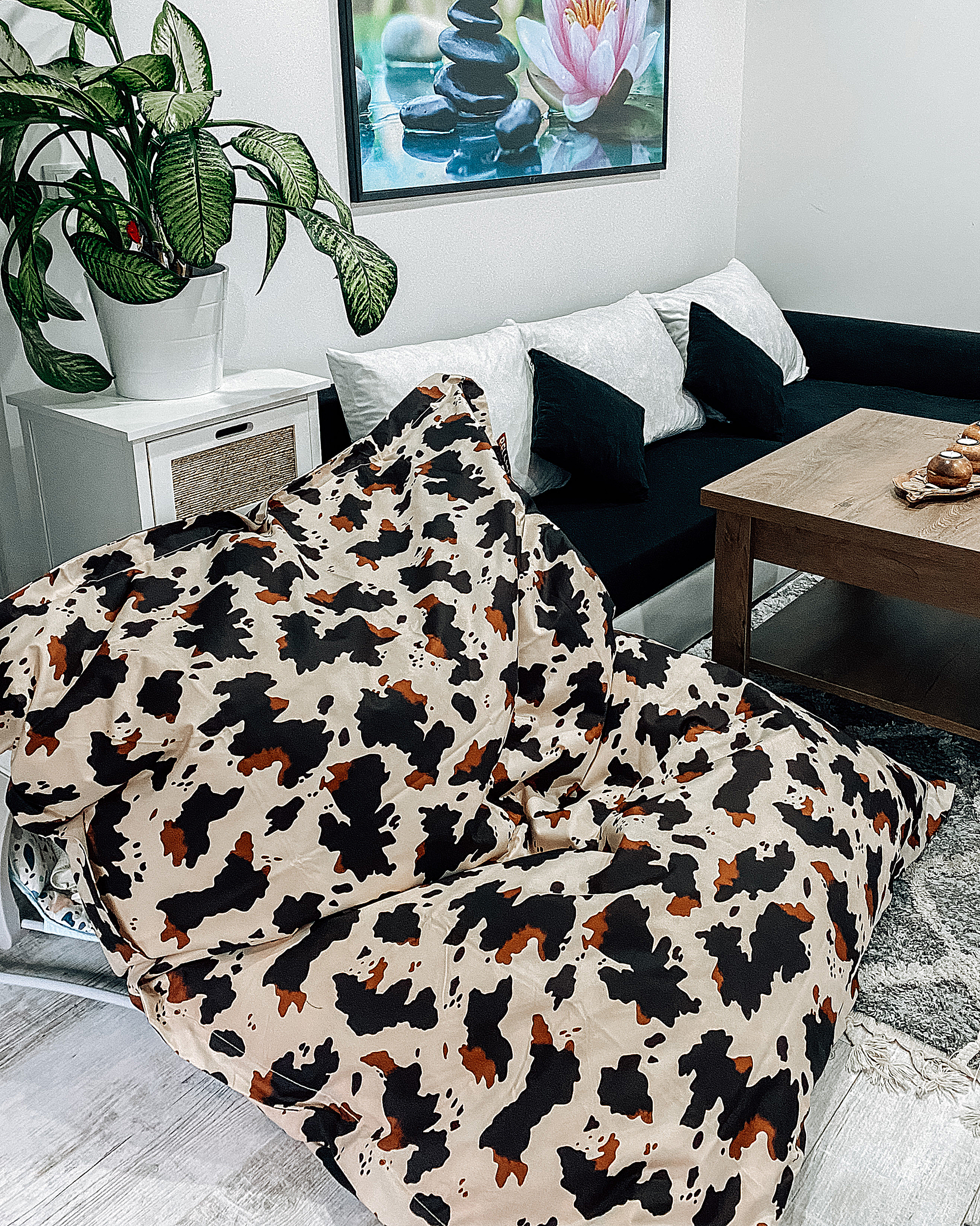 Large Bean Bag 140 x 180 cm Cow Print FUZZY_837186