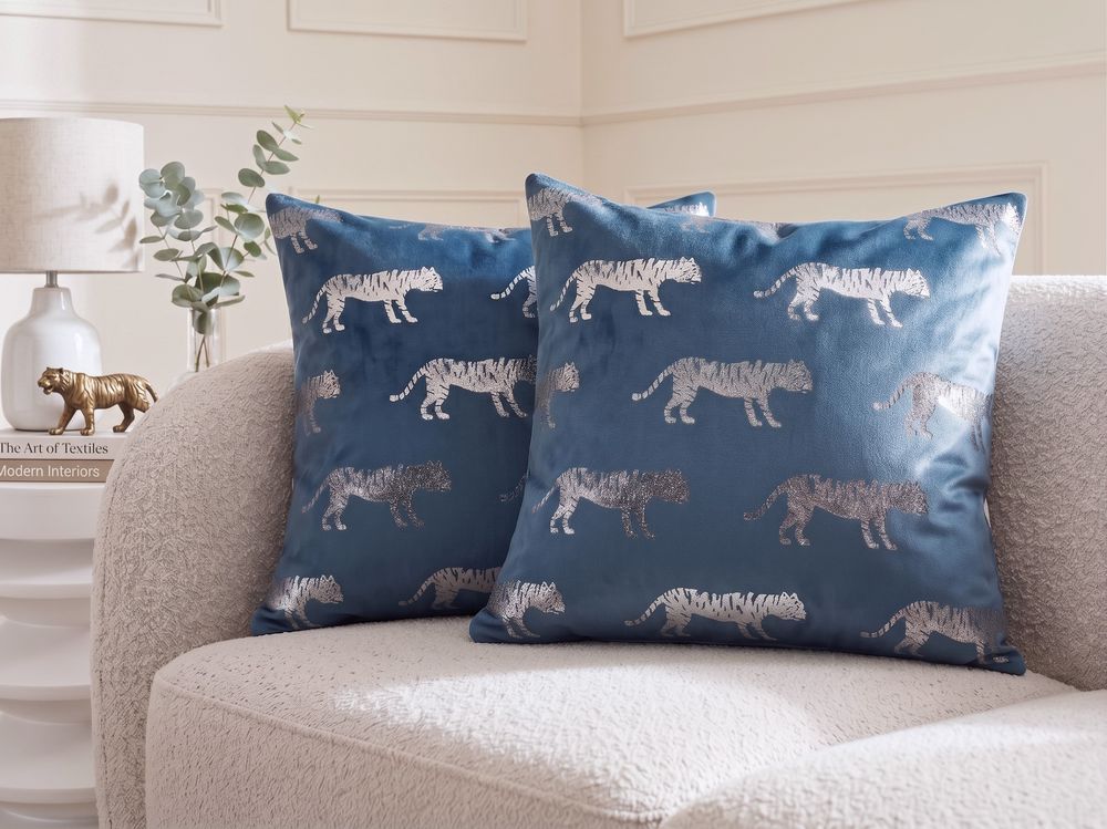 Set of 2 Decorative Cushions BLUEBELL 45 x 45 cm Velvet Blue Animal Pattern