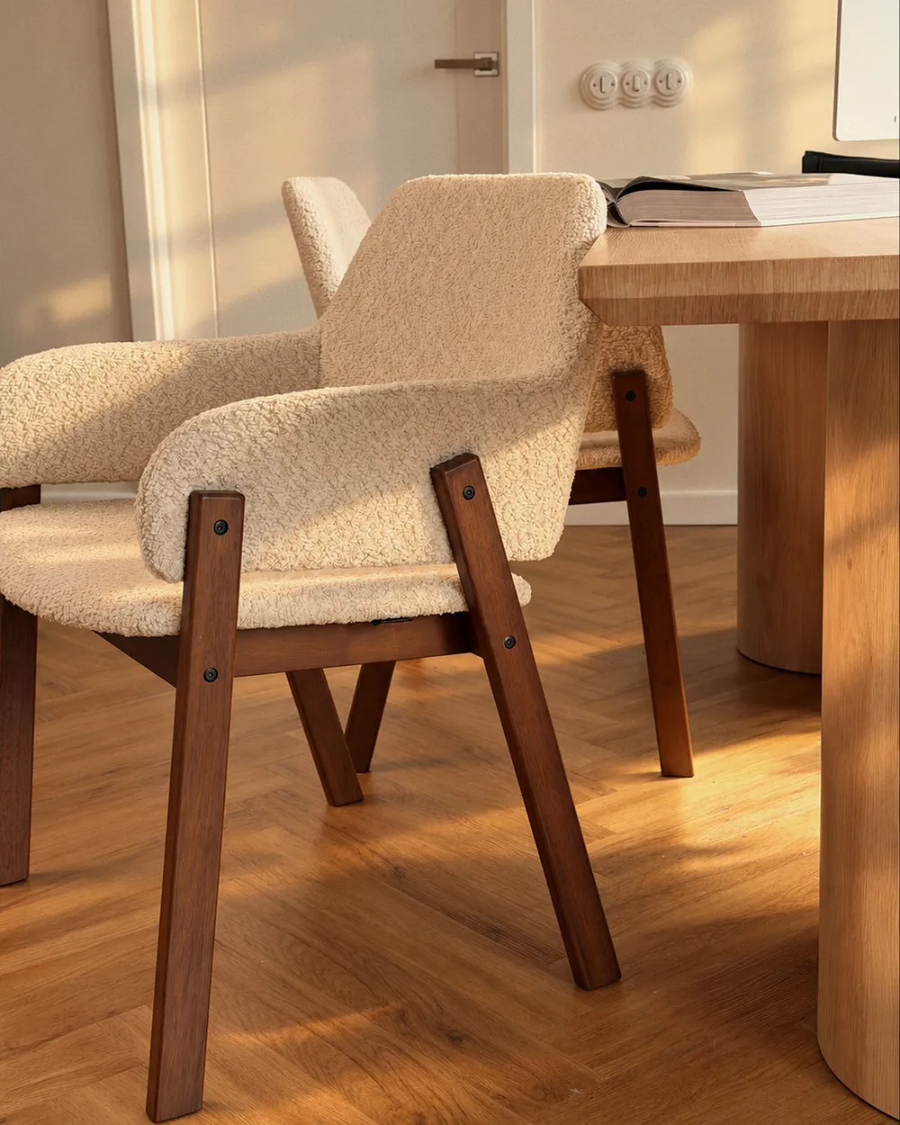 Lot de 2 chaises de salle à manger ALBION Bouclé Beige clair_1161720