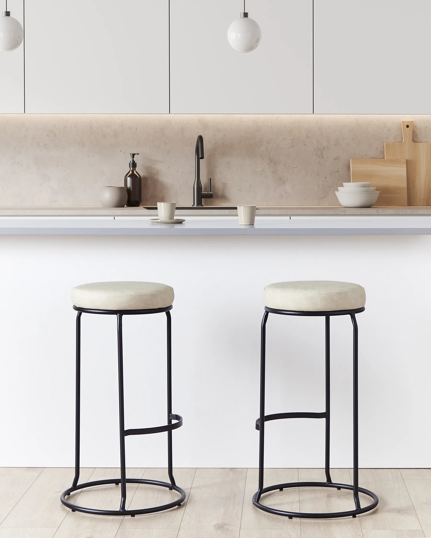 Set di 2 sgabelli da bar MILROY Pelle sintetica Beige chiaro_915982