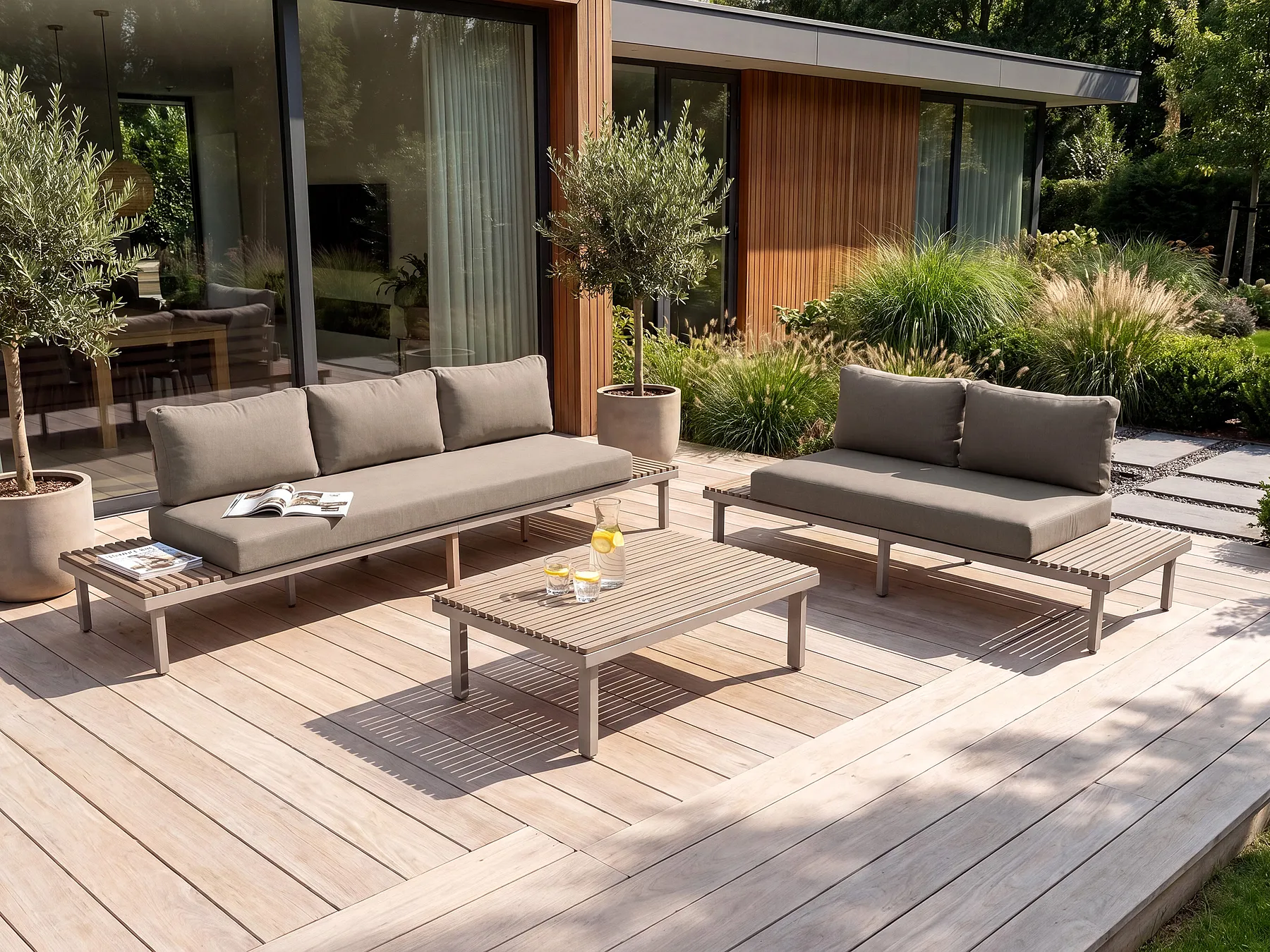Set da giardino con tavolo 5 posti FIVIZZANO Legno d'acacia Beige_1161044