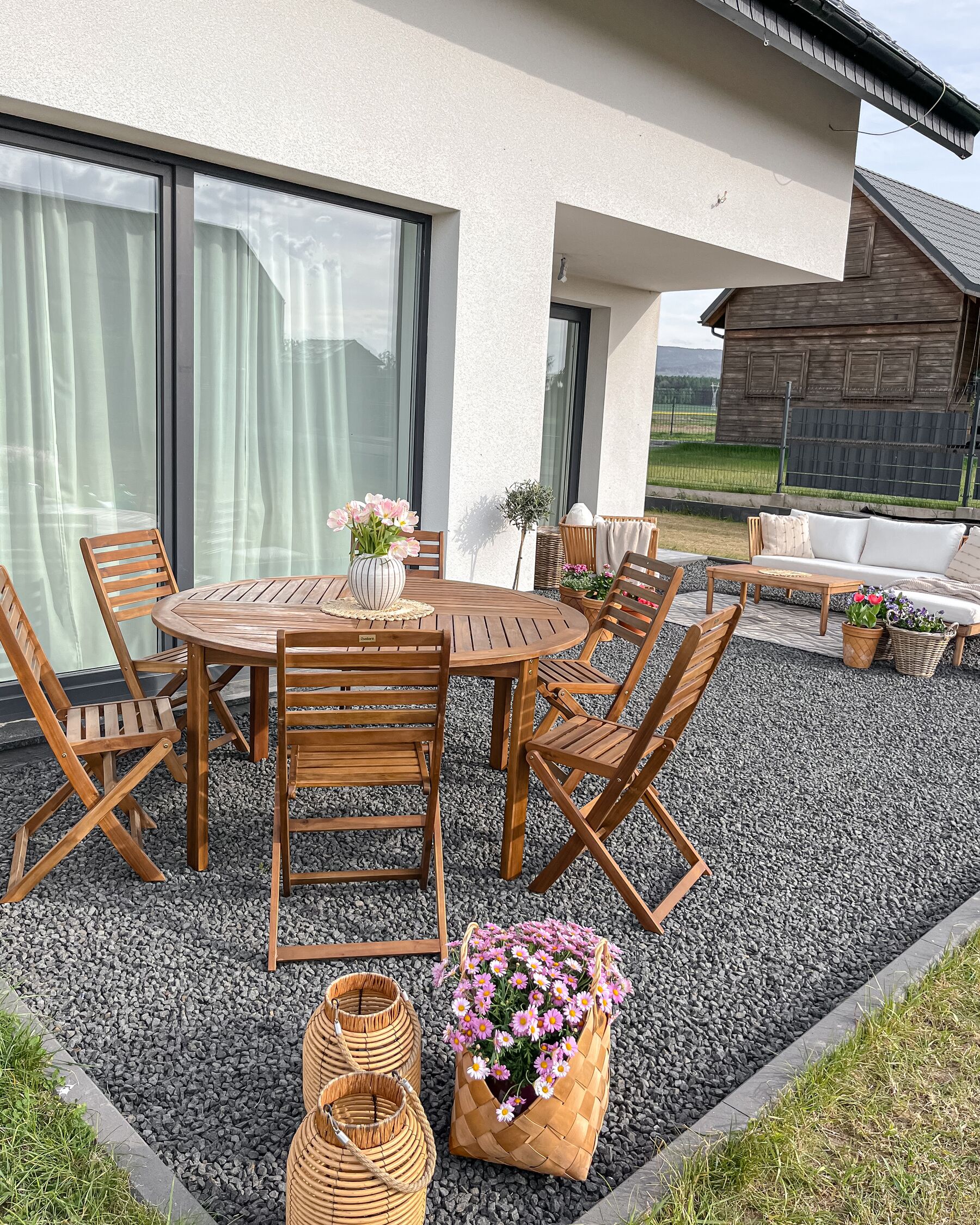 Zestaw ogrodowy drewniany stół i 6 krzeseł TOLVE_929961