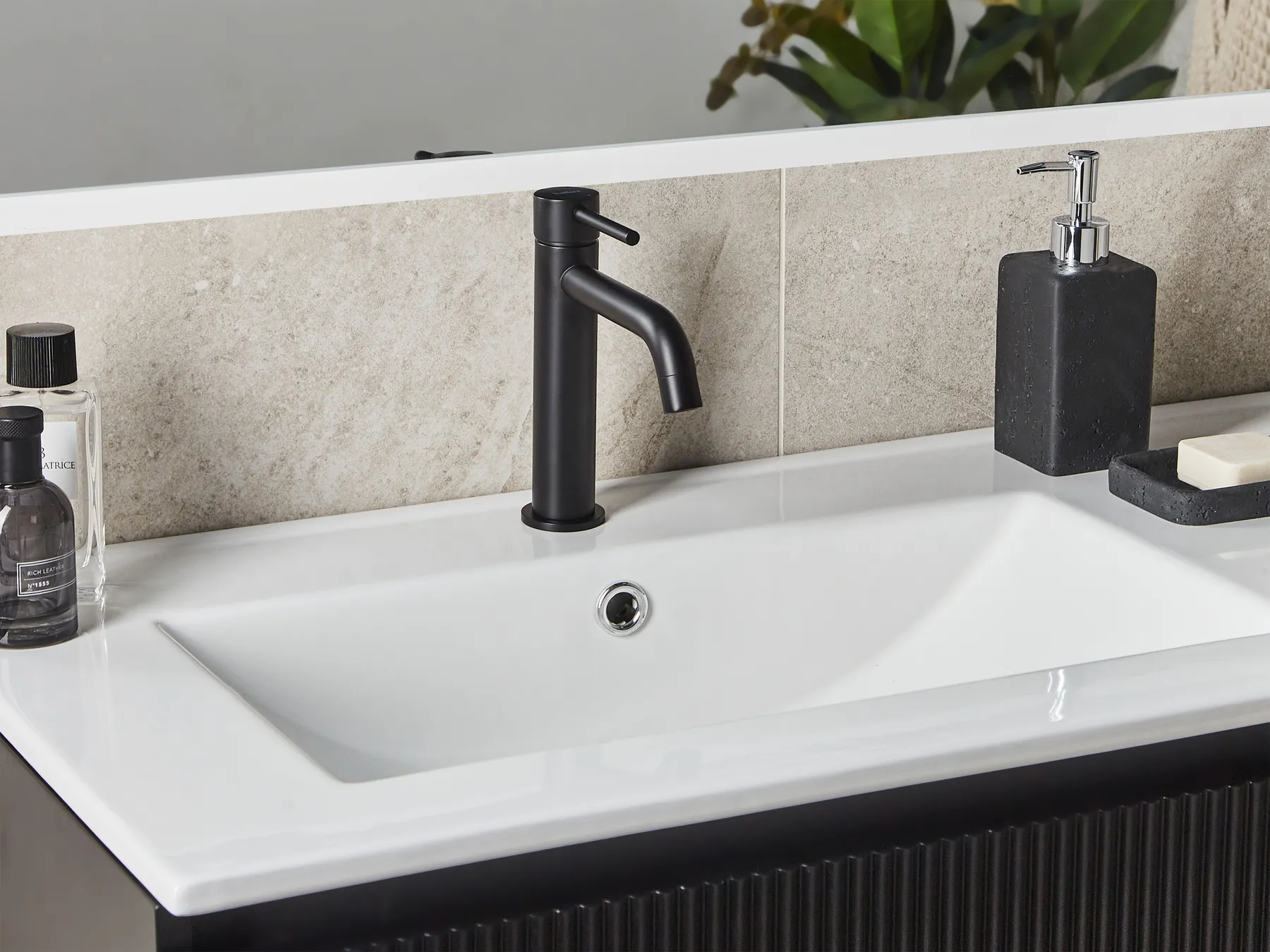 Rubinetteria per lavabo SALINAS Ottone Nero_998719