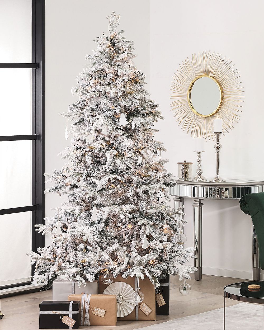 Künstlicher Weihnachtsbaum mit Schnee TOMICHI 180 cm Weiss