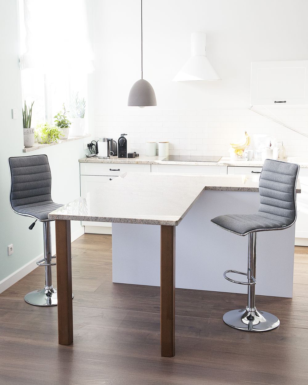 Set van 2 barstoelen LUCERNE draaibaar Grijs