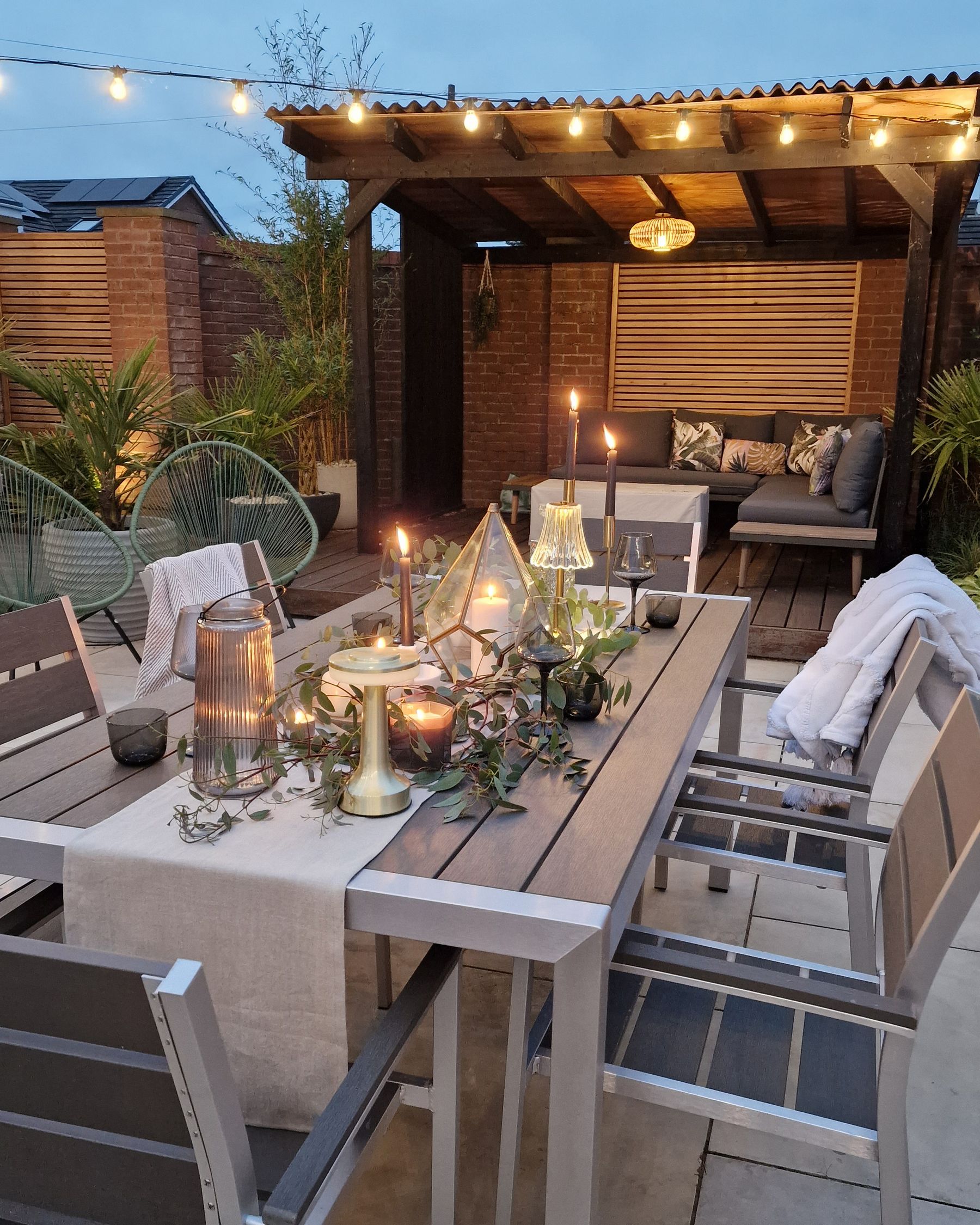 Zestaw ogrodowy stół i 6 krzeseł szary VERNIO_878148