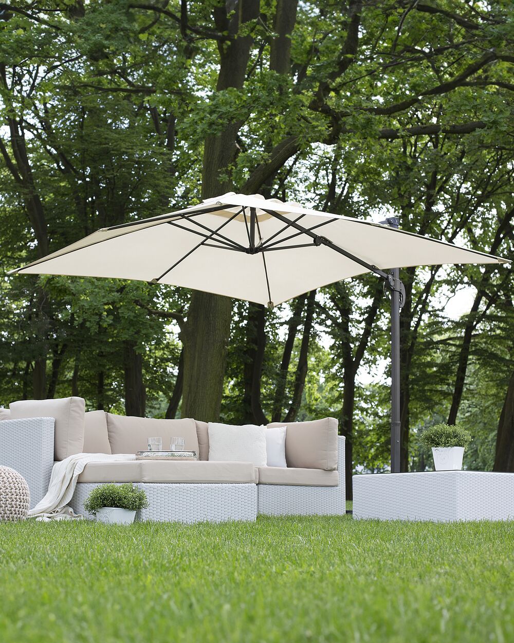 Cantilever umbrella sale