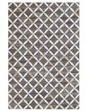 Teppich Kuhfell grau / beige 140 x 200 cm Patchwork Kurzflor GENC_851100