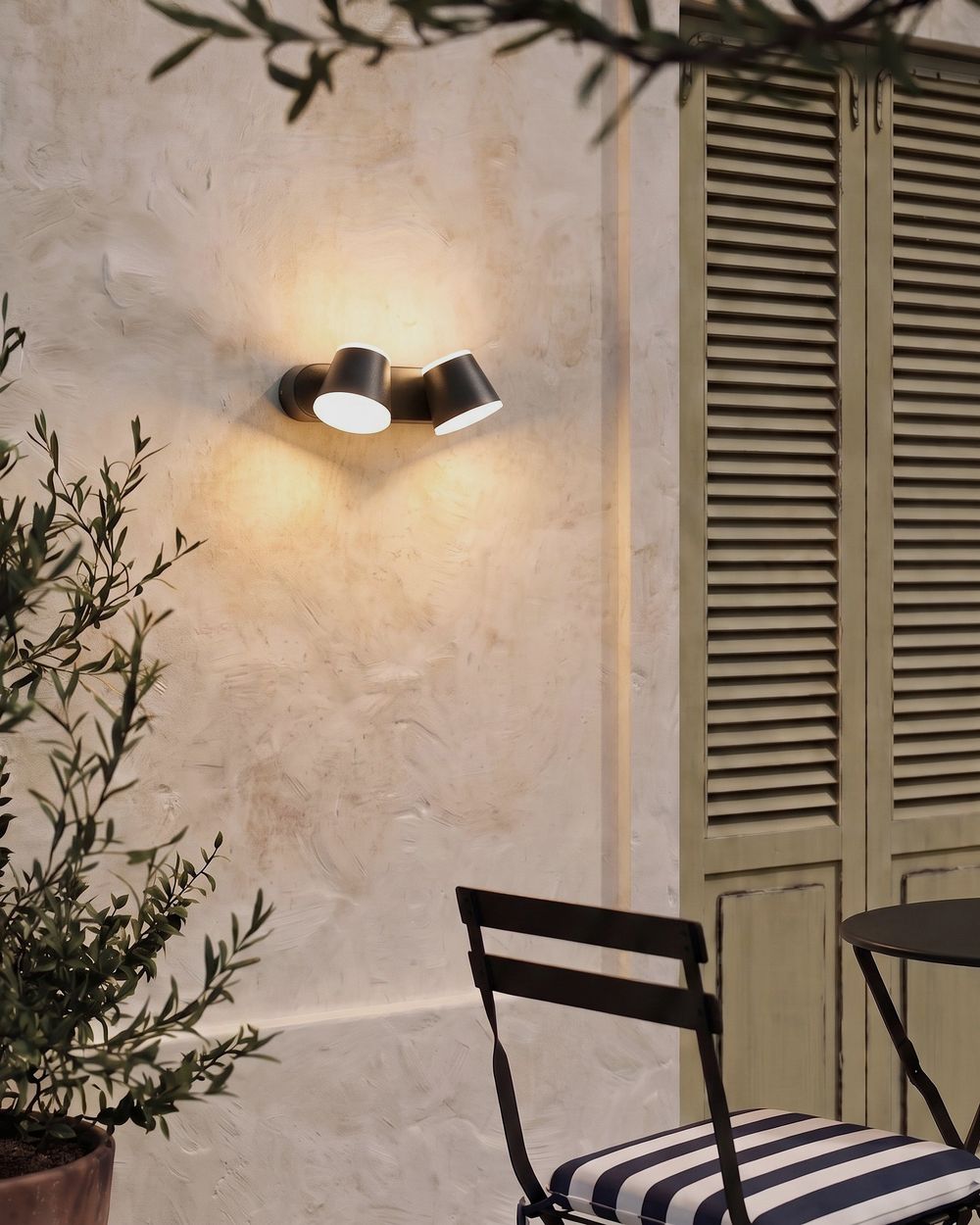 Lampe murale LED pour l'extérieur TENORIO Noir