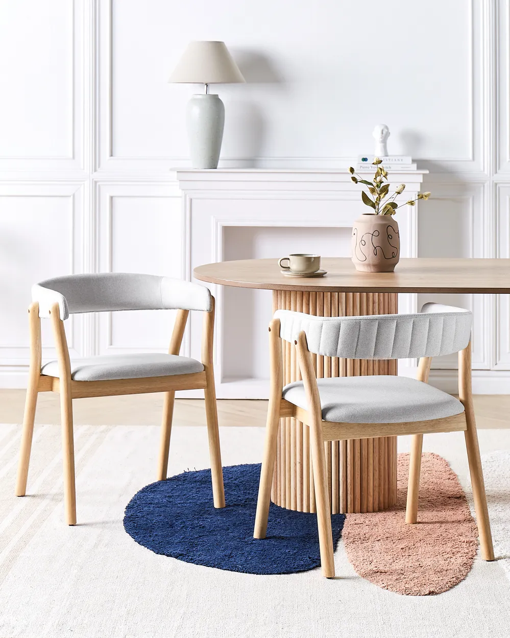 Beliani Conjunto De 2 Sillas De Comedor Blanco Madera Clara Material