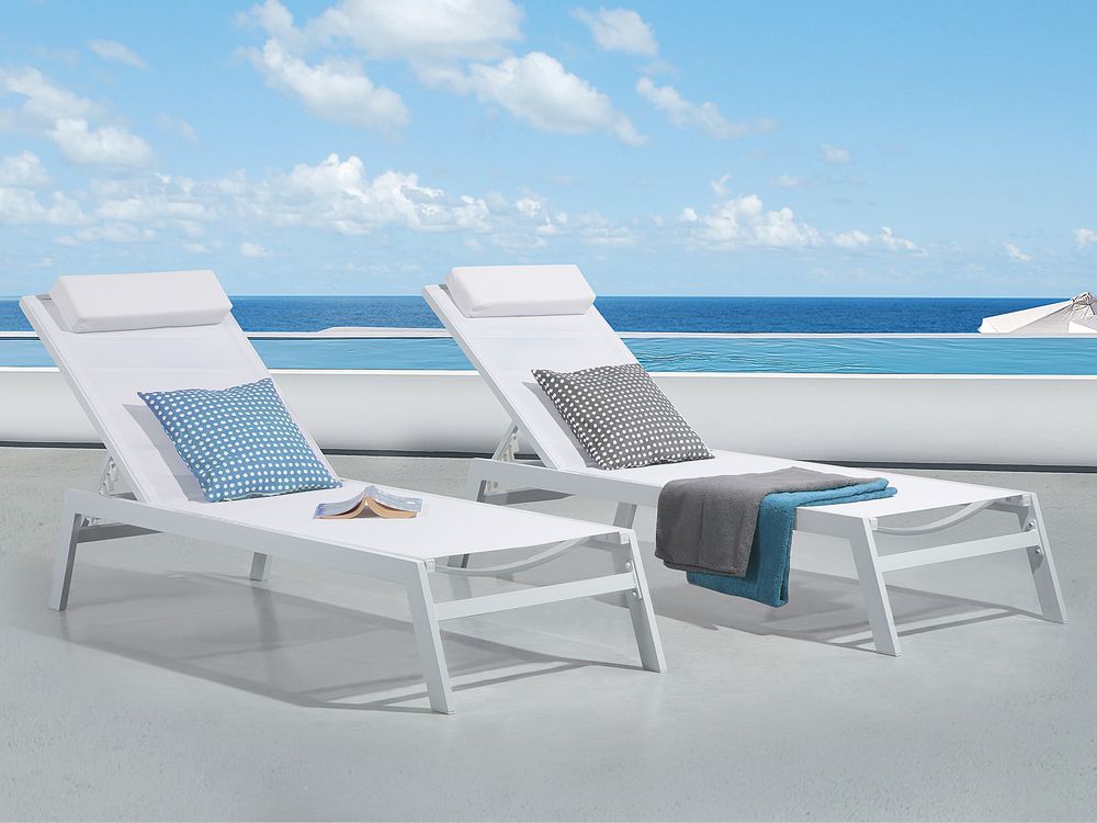 Aluminium Reclining Sun Lounger White CATANIA II Beliani.cz
